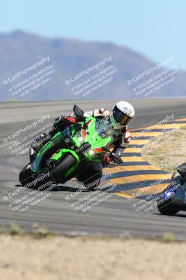 media/Apr-14-2024-SoCal Trackdays (Sun) [[70f97d3d4f]]/9-Turn 12 (115pm)/